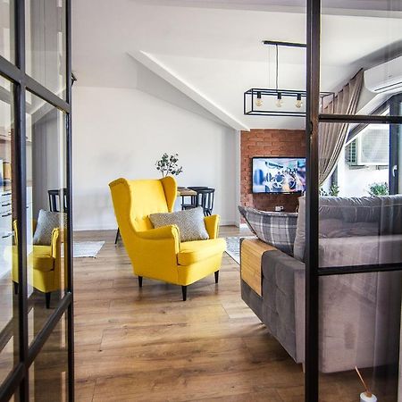 Apartamenty W37 Nowy Targ Bagian luar foto