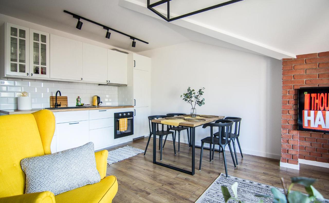 Apartamenty W37 Nowy Targ Bagian luar foto